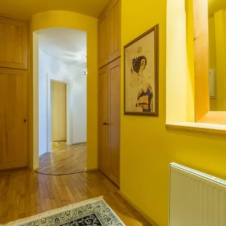 Victor Apartman *